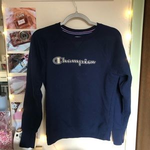 navy blue champion sweatshirt